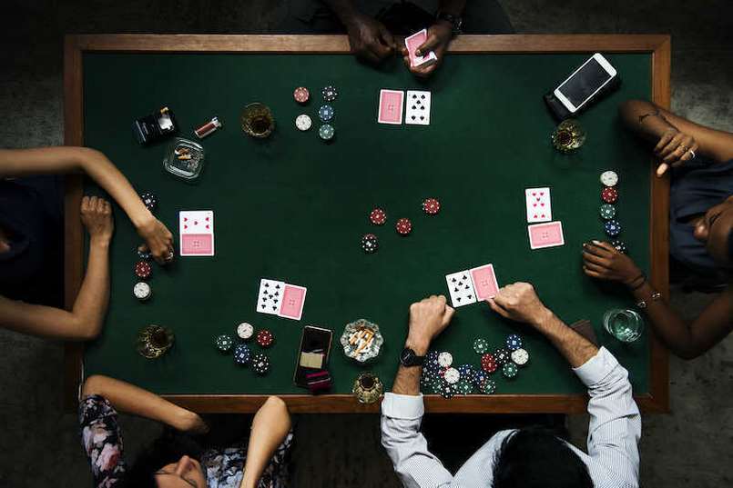 Thuật ngữ trong poker ám chỉ các nhóm người chơi